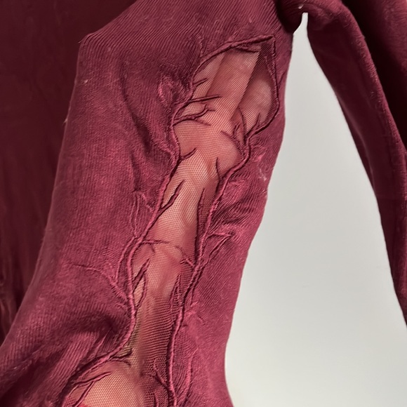 🚨 Sexy dress 🚨 Make your date’s heart beat faster in this stunner - Picture 2 of 4